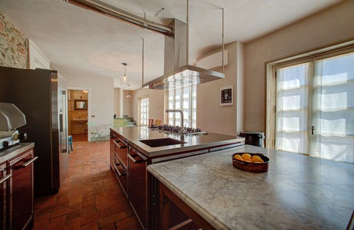 Capannori Villa | Villa in Capannori with 9 bedrooms sleeps 18