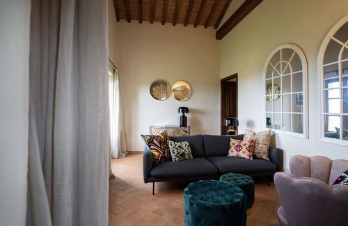 Castellina in Chianti Villa | Villa in Fioraie with 10 bedrooms sleeps 19