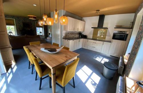 Hippolytushoef Villa | Villa in Netherlands with Hot Tub & Garden