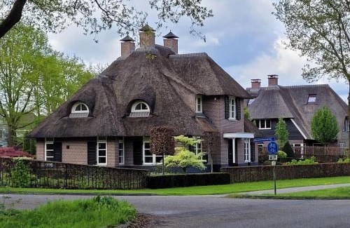 Overloon Villa | Villa in Overloon near War Museum