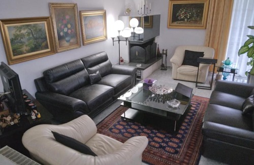 Panorama Villa | Villa in Panorama, Thessaloniki, with a swimming pool. Host: Mr. George