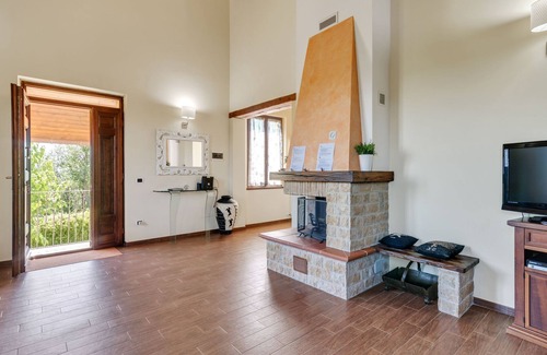 Piandimeleto Villa | Villa in Piandimeleto with Pool & Sauna