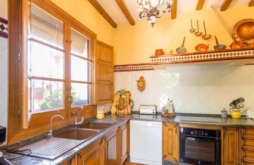 Priego de Cordoba Villa | Villa in Priego with pool near Sierras Subbéticas