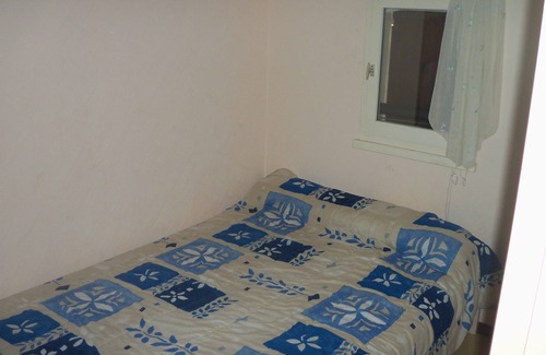 Valras-Plage Cabin | Villa in private residence 5 mm from the sea on foot