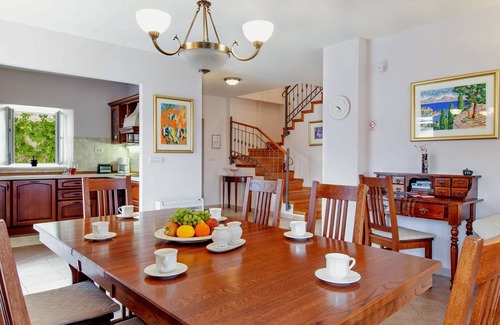 Sumartin Villa | Villa in Selca with Pool near Adriatic Sea