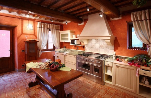 Reggello Villa | Villa in Tuscany for 16 People with Private Pool, Sauna