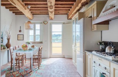 Capannori House | Villa in Tuscany with Stunning Valley Views