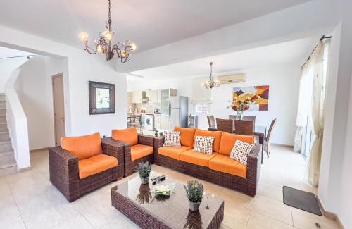 Pernera Villa | Villa Ioli - 3BR Retreat near Kalamies Beach