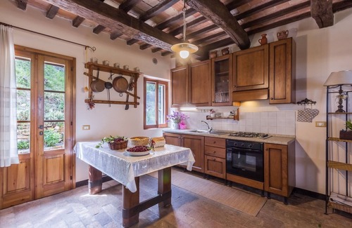 Montefelcino Villa | Villa Ise with pool and magnificent view in Montefelcino, 25 km from the beaches of Fano and Pesaro