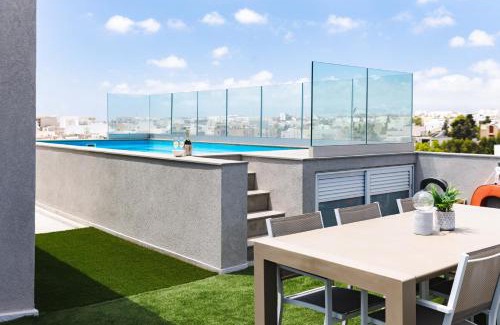 Tal-Ghoqod Villa | Villa Ixoria with Private Pools by ArcoBnb