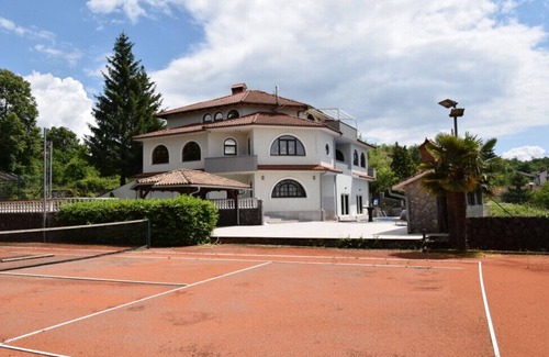 Veli Brgud Villa | Villa Jasmin by Villas Guide