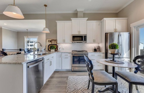 Wilmington Beach House | Villa Jennette - Beautiful 2nd Row Home with Ocean Views and Private Pool/Hot Tu