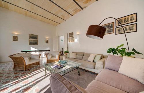 Il-Balluta House | Villa Josette with Pool Table and Garden by Haven and Keys Malta