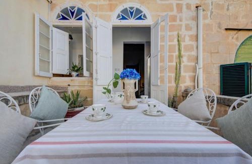 Il-Balluta House | Villa Josette with Pool Table and Garden by Haven and Keys Malta