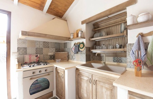 Oliena Villa | Villa Jumpadu surrounded by nature