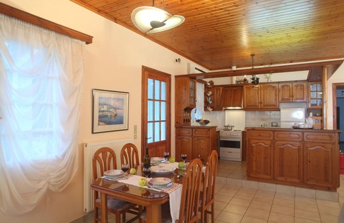 Asprogerakata Villa | Villa Karidia Deluxe villa with garden