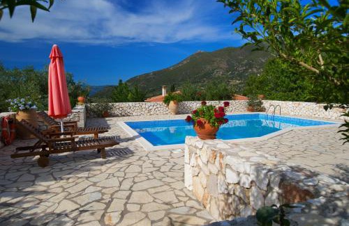 Agios Eleftherios Villa | VILLA KOUTSOYPIA STONE HOUSE