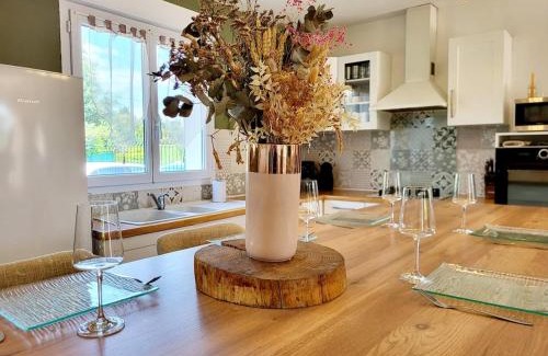 Saint-Sernin House | Villa L'Elsy avec Jardin Proche Vogüé et Aubenas