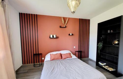 Saint-Sernin House | Villa L'Elsy avec Jardin Proche Vogüé et Aubenas