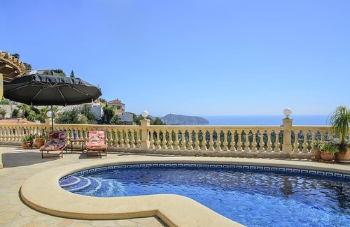 Benimeit Villa | Villa 'La Vista' with Sea View, Wi-Fi and Air Conditioning