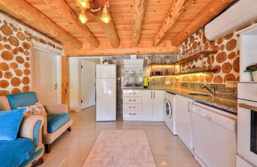 Kas Villa | Villa Lal Nicholas / Kalkan