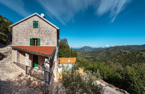 Stasevica Villa | Villa Lazini Dvori - Two Bedroom Stone House Villa with Private Pool