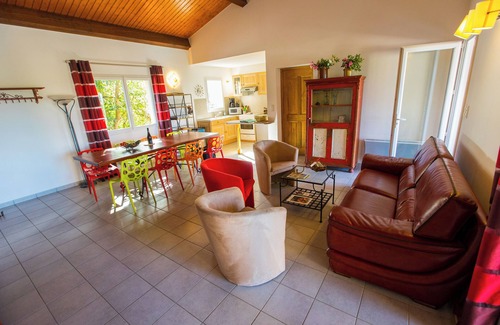 Joyeuse Villa | Villa Les Lavandes with its private pool and outdoor multi-jet spa