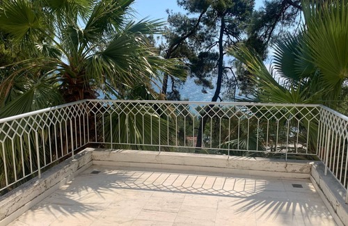 Mytilene Villa | Villa 'Lesvos 30 Meters To The Sea' with Sea View, Wi-Fi and Air Conditioning