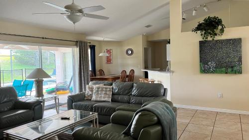 Tuscan Ridge House | Villa - LET YOUR DREAMS COME TRUE - King Bed, Gas Grill & Game Room