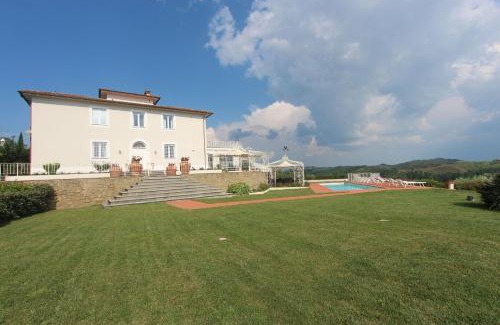 Certaldo Villa | Villa Light