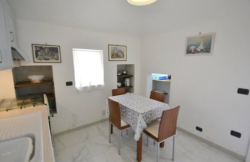 Tuglie House | Villa Lippia B: A characteristic and welcoming two-story apartment that is part of a villa in the characteristic style of the Apulian countryside, with Free WI-FI.