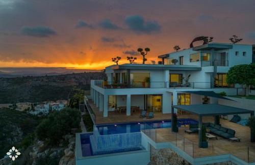 Cumbre del Sol Villa | Villa Llebeig by Abahana Luxe