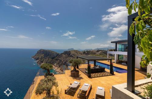Cumbre del Sol Villa | Villa Llebeig by Abahana Luxe