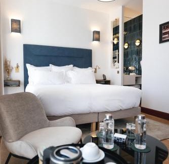 Barcelonnette Hotel | Villa Lorenzo Chambres & Restaurant Barcelonnette Hotel