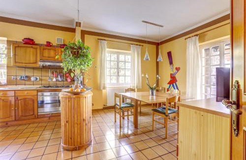 Velletri Villa | Villa Luce-Casa vacanza con vista panoramica mare.