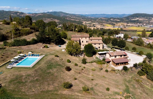 Bivio Lugnano Villa | Villa Lugnano, villa with private pool perfect for families or groups