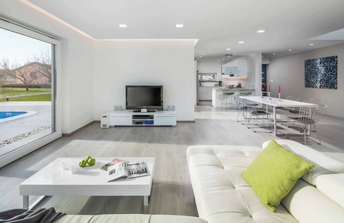 Rogocana Villa | Villa Lux Ivory - Three Bedroom Villa, Sleeps 6