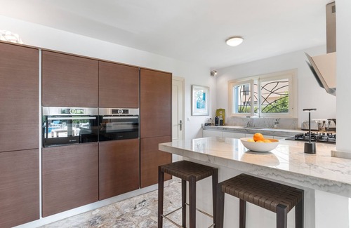 Orihuela Costa Villa | Villa 'Luxury Next Beach Cabo Roig' with Private Pool, Wi-Fi and Air Conditioning