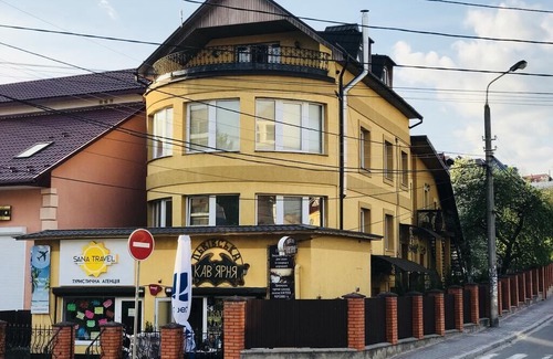 Truskavets House | Villa Lvivska, комфортабельные номера с кухней в центре города
