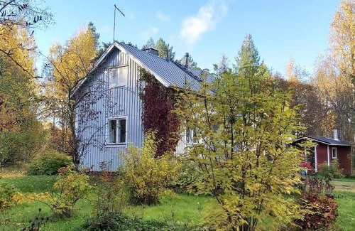 Kontiolahti Ski Chalet | Villa Mäntysaari luonnonrauhaa kaupungin lähellä.