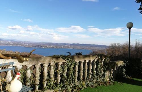 Massino Visconti Bed & Breakfast | Villa Magnolia BB, Lago Maggiore (Massino Visconti, Italy)