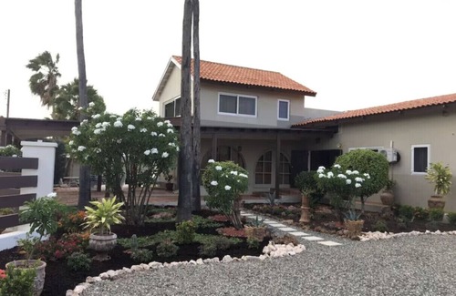Malmok Villa | Villa Main House, Close to the Beach, Snorkeling, Family Oriented, Private