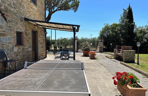 Le Piazze Villa | Villa Manciano nestled in the Tuscan countryside