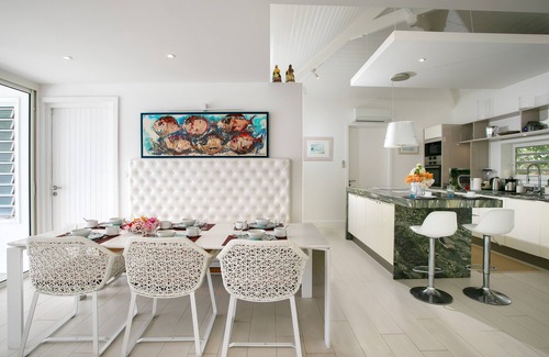 Orient Bay House | VILLA MANGO 4 BDnEnjoy breathtaking view on Orient Bay and walk to the beach .