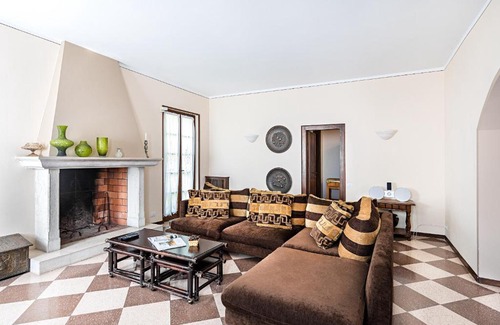 Morgnaga Villa | Villa Mariavittoria con piscina by Wonderful Italy