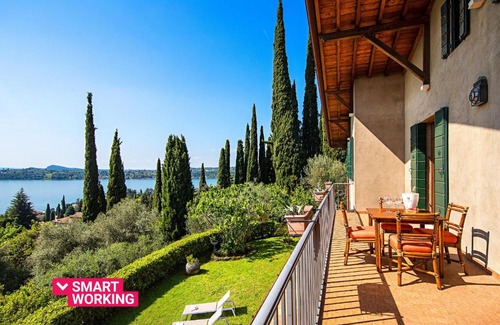 Morgnaga Villa | Villa Mariavittoria con piscina by Wonderful Italy