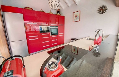 Nettle Bay Villa | Villa Marie, heated pool, beach, pontoon and jacuzzi, 3 bedrooms suite