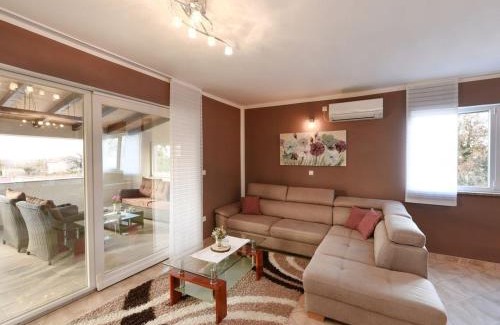 Policnik Villa | Villa Marija ZadarVillas