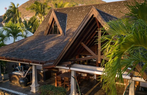 La Preneuse Villa | Villa Matahari by muse villas