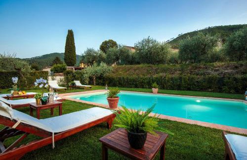 Sant'Andrea di Compito Villa | Villa Matilde, with Private Pool on the Lucca Hills